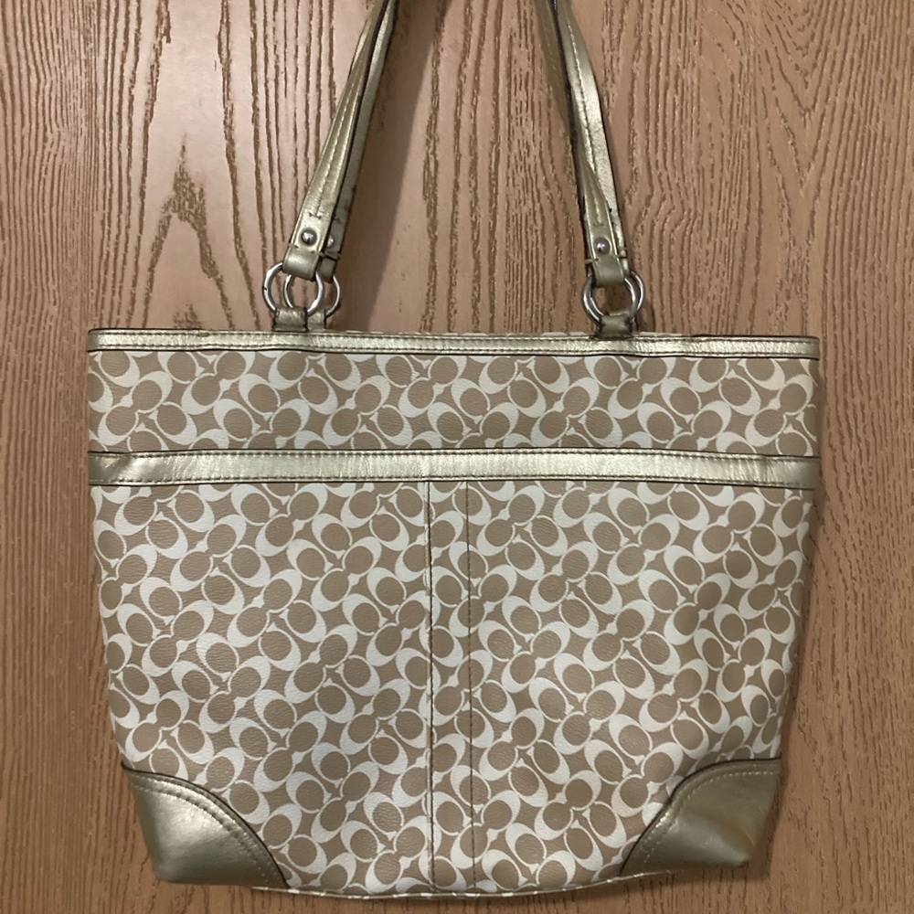 Gold and Cream Designer Tote Bag - Picture 2 of 4